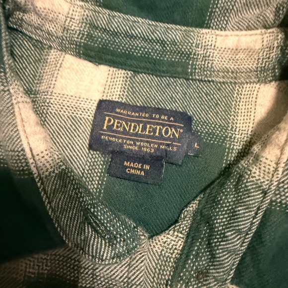 Pendleton flannel - Picture 5 of 5